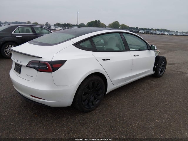 Tesla Model 3 Long Range 2022 5YJ3E1EB0NF174254 Image 4