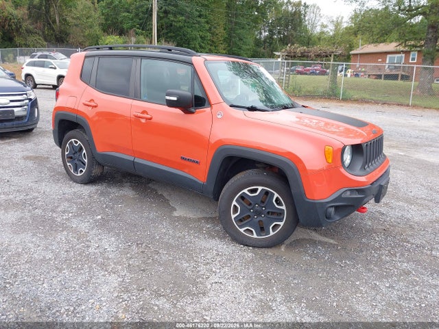 46176220 :رقم المزاد ، ZACCJBCBXHPE70643 vin ، 2017 Jeep Renegade Trailhawk 4x4 مزاد بيع