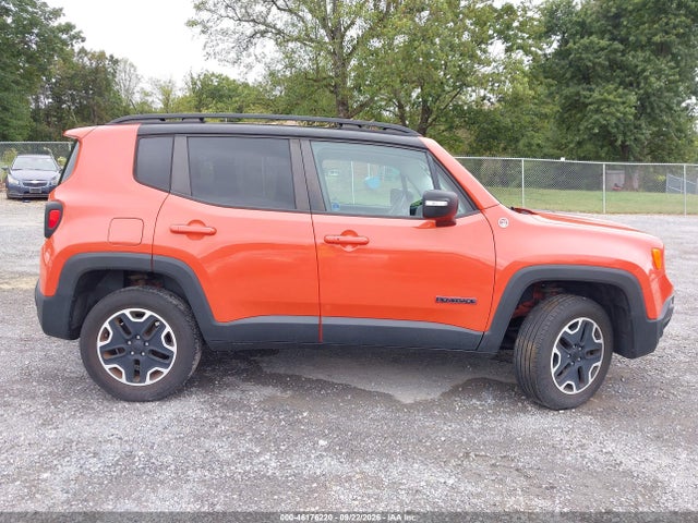 46176220 :رقم المزاد ، ZACCJBCBXHPE70643 vin ، 2017 Jeep Renegade Trailhawk 4x4 مزاد بيع