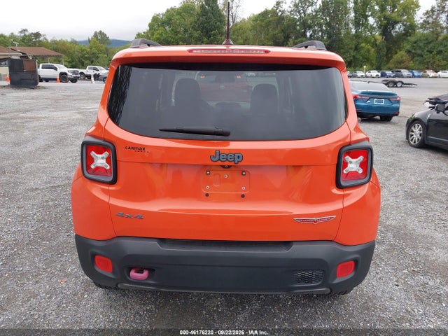 46176220 :رقم المزاد ، ZACCJBCBXHPE70643 vin ، 2017 Jeep Renegade Trailhawk 4x4 مزاد بيع