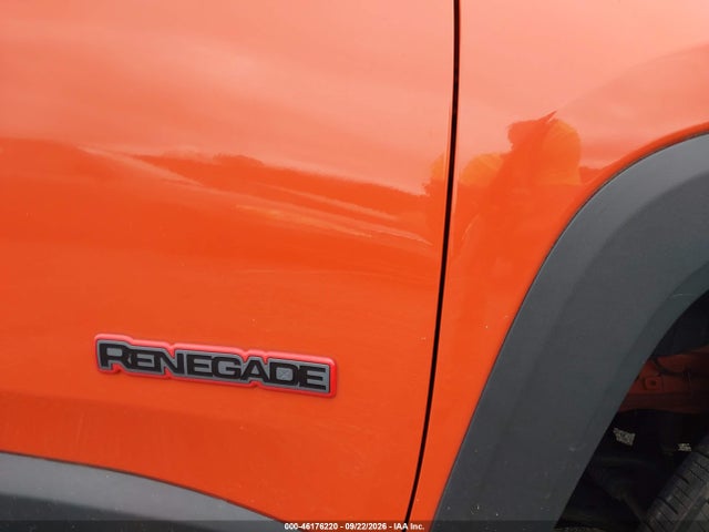 46176220 :رقم المزاد ، ZACCJBCBXHPE70643 vin ، 2017 Jeep Renegade Trailhawk 4x4 مزاد بيع