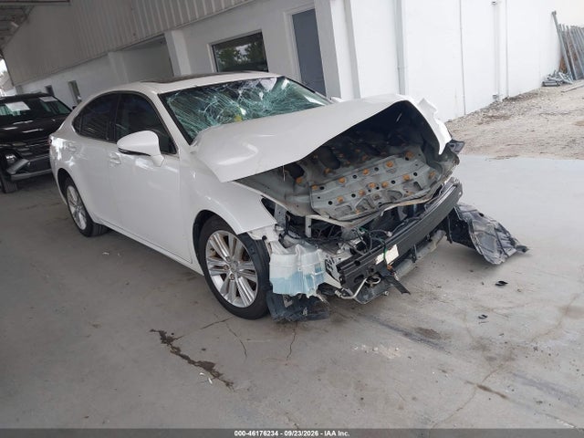 46176234 :رقم المزاد ، JTHBK1GG9E2138058 vin ، 2014 Lexus Es 350 مزاد بيع