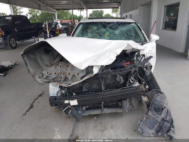 46176234 :رقم المزاد ، JTHBK1GG9E2138058 vin ، 2014 Lexus Es 350 مزاد بيع