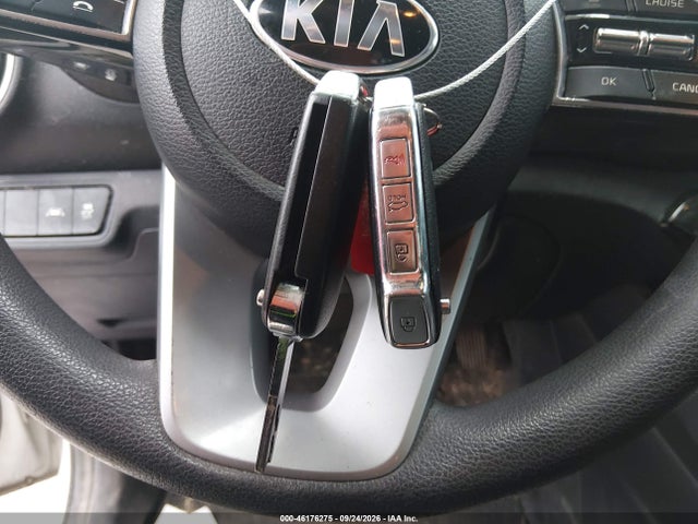 46176275 :رقم المزاد ، 3KPF24AD2KE128697 vin ، 2019 Kia Forte Lxs مزاد بيع
