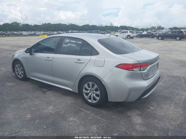 Продаж на аукціоні авто 2021 Toyota Corolla Le, vin: 5YFEPMAE1MP243542, номер лоту: 46176318