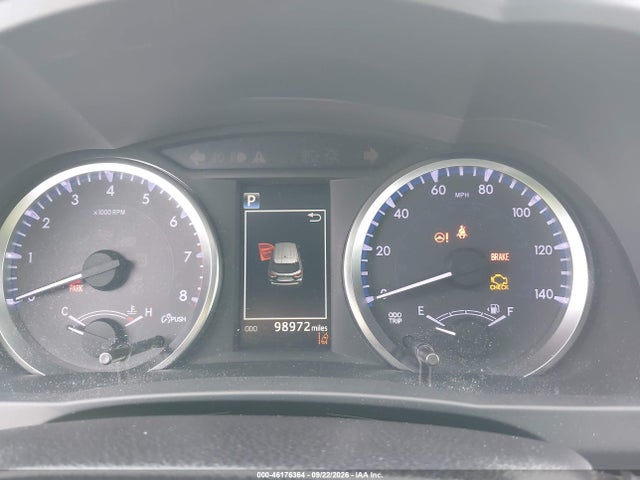 2018 Toyota Highlander Le Plus მანქანა იყიდება აუქციონზე, vin: 5TDBZRFH1JS909525, აუქციონის ნომერი: 46176364