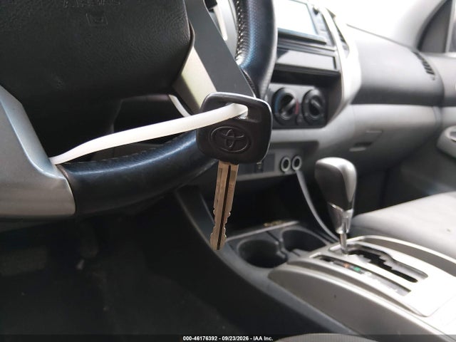 Продаж на аукціоні авто 2015 Toyota Tacoma, vin: 5TFTX4CN6FX062316, номер лоту: 46176392