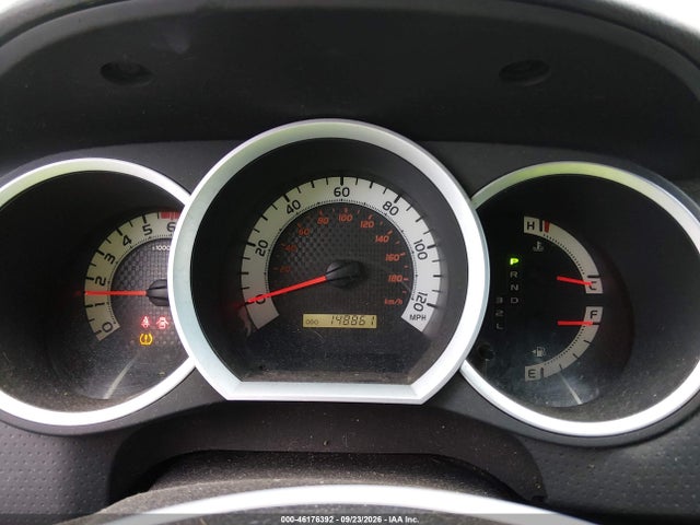 Продаж на аукціоні авто 2015 Toyota Tacoma, vin: 5TFTX4CN6FX062316, номер лоту: 46176392