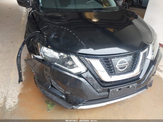 2017 Nissan Rogue Sv მანქანა იყიდება აუქციონზე, vin: 5N1AT2MV9HC849837, აუქციონის ნომერი: 46176412