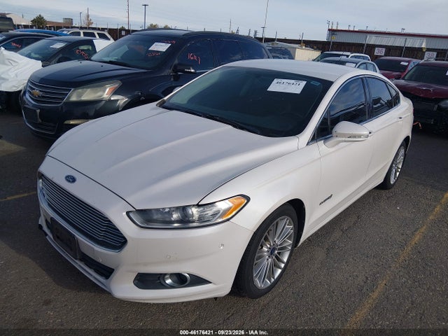 46176421 :رقم المزاد ، 3FA6P0LU0ER343750 vin ، 2014 Ford Fusion Hybrid Se مزاد بيع