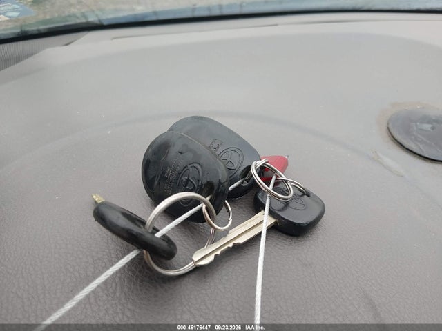2006 Toyota Sienna Le მანქანა იყიდება აუქციონზე, vin: 5TDZA23C66S477043, აუქციონის ნომერი: 46176447
