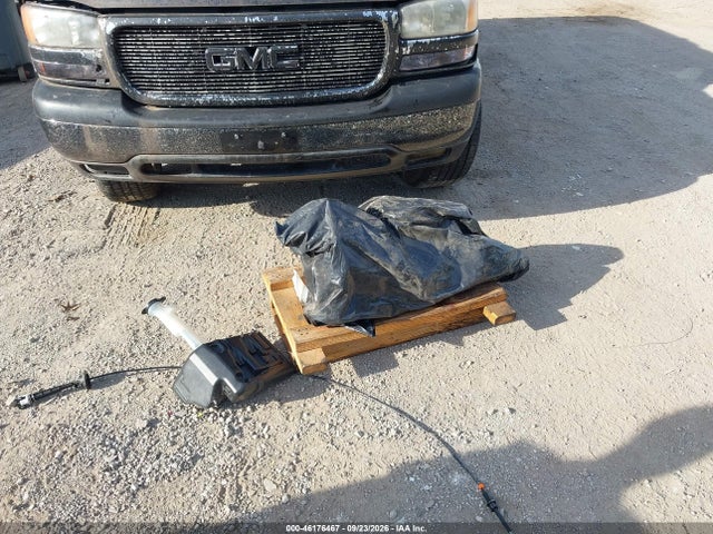 46176467 :رقم المزاد ، 1GKEC13ZX4R229255 vin ، 2004 Gmc Yukon Slt مزاد بيع