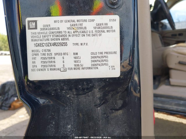 46176467 :رقم المزاد ، 1GKEC13ZX4R229255 vin ، 2004 Gmc Yukon Slt مزاد بيع