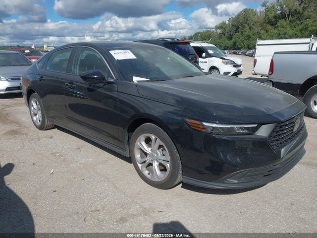 46176482 :رقم المزاد ، 1HGCY1F20TA040244 vin ، 2026 Honda Accord Lx مزاد بيع