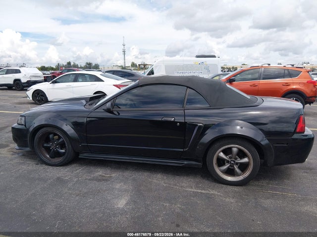 2000 Ford Mustang Gt მანქანა იყიდება აუქციონზე, vin: 1FAFP45X5YF255213, აუქციონის ნომერი: 46176579