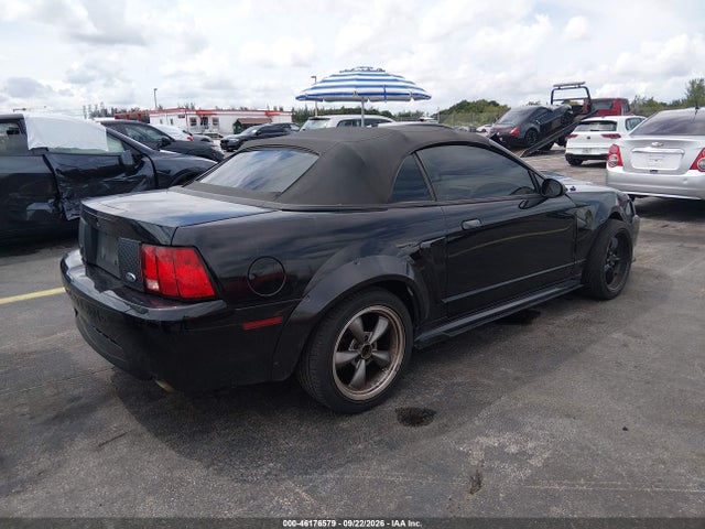 2000 Ford Mustang Gt მანქანა იყიდება აუქციონზე, vin: 1FAFP45X5YF255213, აუქციონის ნომერი: 46176579