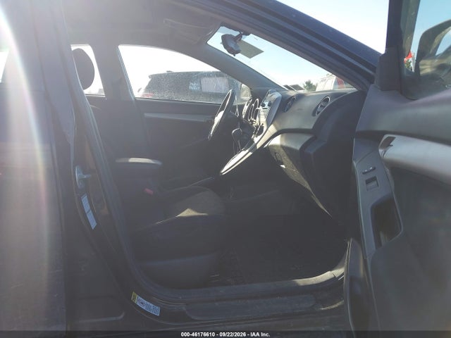 46176610 :رقم المزاد ، 5Y2SM67029Z468665 vin ، 2009 Pontiac Vibe مزاد بيع