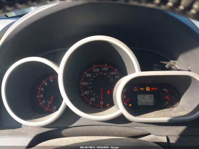 46176610 :رقم المزاد ، 5Y2SM67029Z468665 vin ، 2009 Pontiac Vibe مزاد بيع