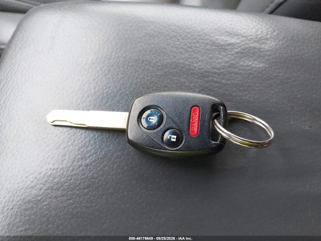 2006 Honda Pilot Ex-l მანქანა იყიდება აუქციონზე, vin: 5FNYF18556B011285, აუქციონის ნომერი: 46176649