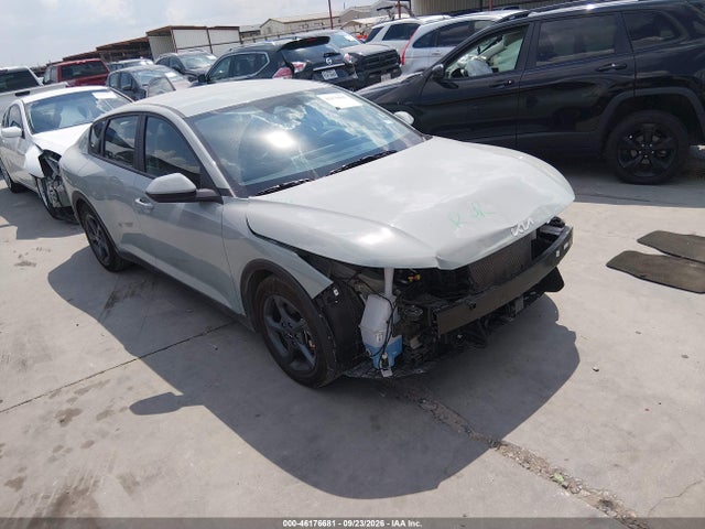 2026 Kia K4 Lxs მანქანა იყიდება აუქციონზე, vin: 3KPFT4DE1TE314590, აუქციონის ნომერი: 46176681