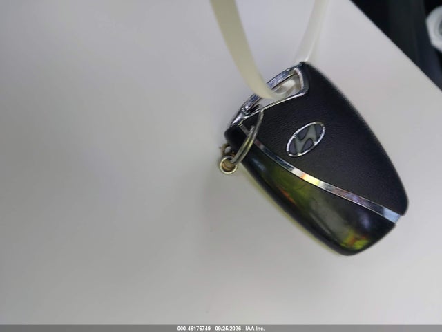 2014 Hyundai Santa Fe Sport 2.0l Turbo მანქანა იყიდება აუქციონზე, vin: 5XYZUDLA2EG183880, აუქციონის ნომერი: 46176749
