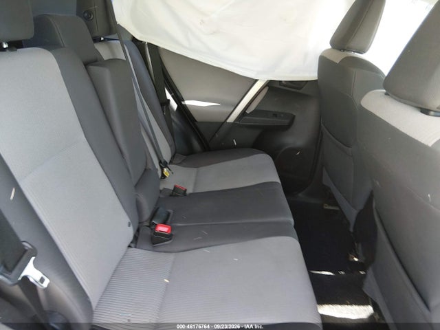Продажа на аукционе авто 2015 Toyota Rav4 Le, vin: 2T3BFREV5FW321732, номер лота: 46176764