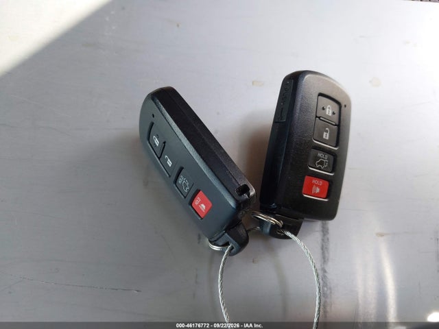 Продажа на аукционе авто 2019 Toyota Highlander Hybrid Limited Platinum, vin: 5TDDGRFHXKS065727, номер лота: 46176772