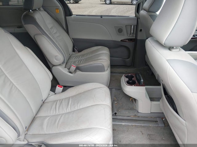 Aukcja sprzedaży 2011 Toyota Sienna Limited, vin: 5TDDK3DC7BS019033, numer aukcji: 46176799