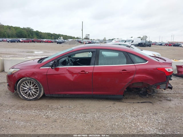 2014 Ford Focus Titanium მანქანა იყიდება აუქციონზე, vin: 1FADP3J21EL438763, აუქციონის ნომერი: 46176800