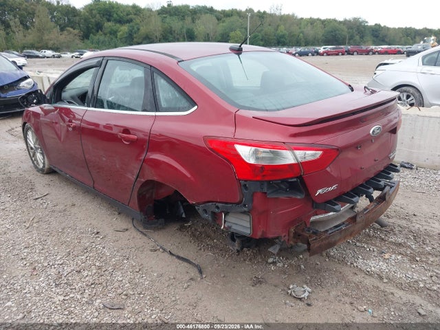 2014 Ford Focus Titanium მანქანა იყიდება აუქციონზე, vin: 1FADP3J21EL438763, აუქციონის ნომერი: 46176800