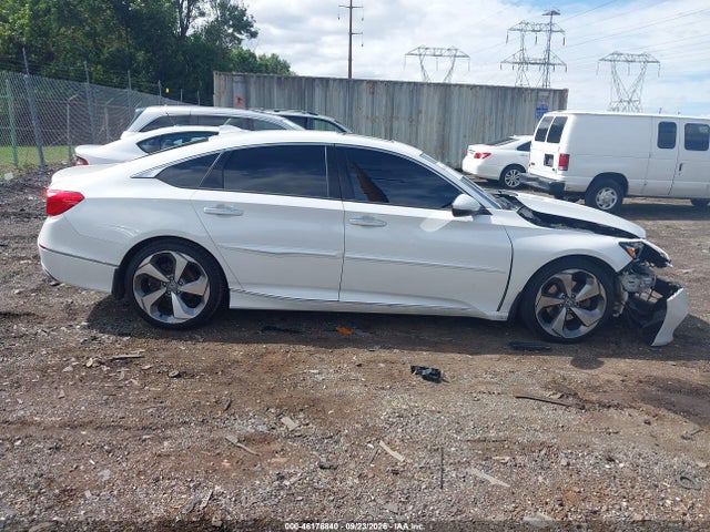 Продаж на аукціоні авто 2018 Honda Accord Touring, vin: 1HGCV1F96JA047007, номер лоту: 46176840