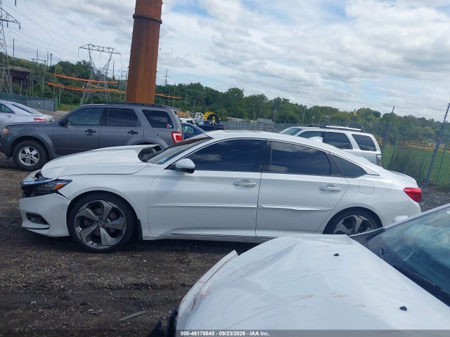 Продаж на аукціоні авто 2018 Honda Accord Touring, vin: 1HGCV1F96JA047007, номер лоту: 46176840