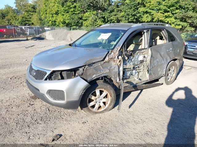 2013 Kia Sorento Lx V6 მანქანა იყიდება აუქციონზე, vin: 5XYKTDA22DG421340, აუქციონის ნომერი: 46176924