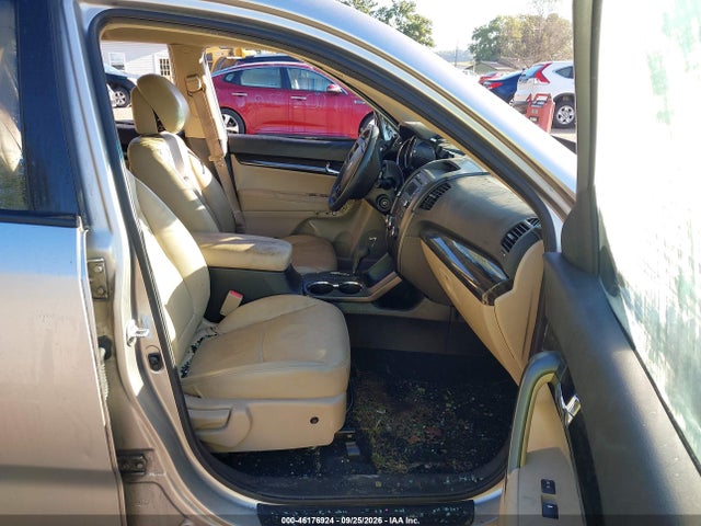 2013 Kia Sorento Lx V6 მანქანა იყიდება აუქციონზე, vin: 5XYKTDA22DG421340, აუქციონის ნომერი: 46176924