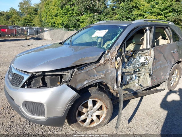 2013 Kia Sorento Lx V6 მანქანა იყიდება აუქციონზე, vin: 5XYKTDA22DG421340, აუქციონის ნომერი: 46176924