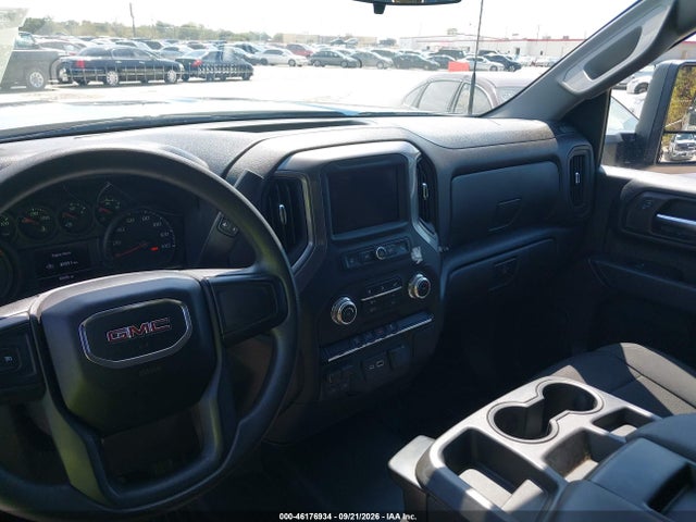 46176934 :رقم المزاد ، 1GT49SEY5PF183453 vin ، 2023 Gmc Sierra 3500hd 4wd  Long Bed Pro مزاد بيع