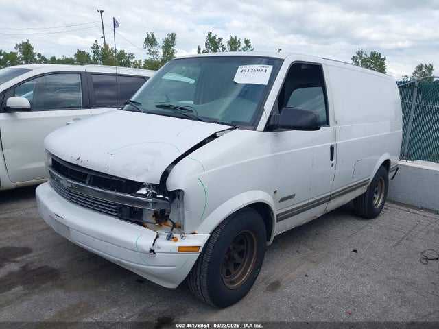 Auction sale of the 1998 Chevrolet Astro, vin: 1GCDM19W3WB158106, lot number: 46176954