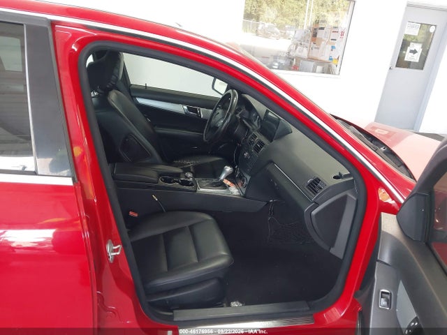 Продажа на аукционе авто 2008 Mercedes-benz C 300 Luxury 4matic/sport 4matic, vin: WDDGF81X08F047373, номер лота: 46176956
