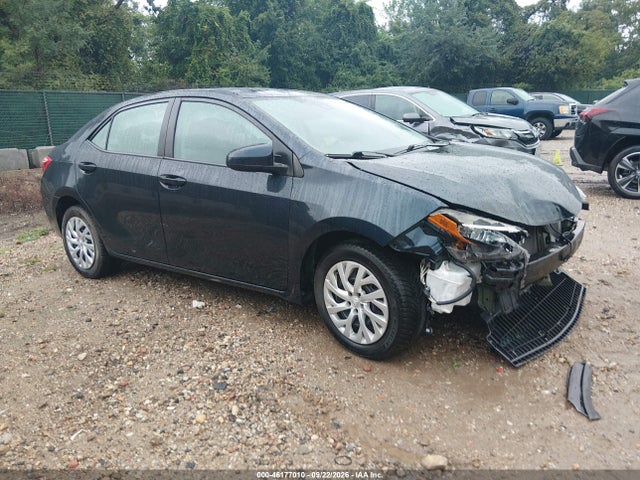 46177010 :رقم المزاد ، 5YFBURHEXJP818313 vin ، 2018 Toyota Corolla Le مزاد بيع