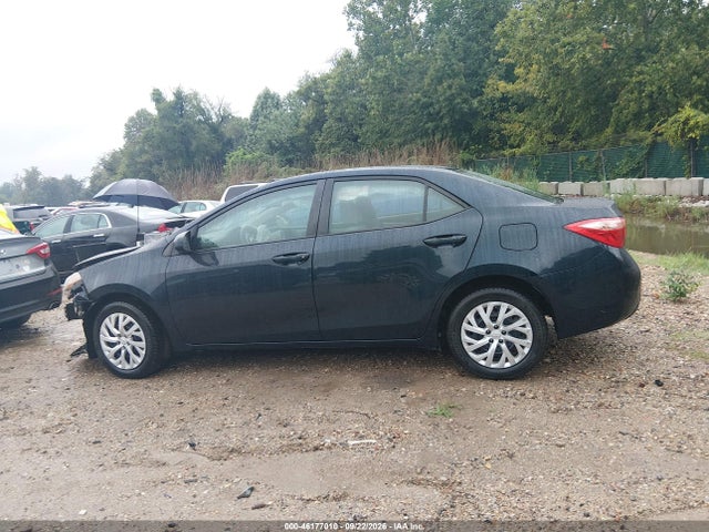 46177010 :رقم المزاد ، 5YFBURHEXJP818313 vin ، 2018 Toyota Corolla Le مزاد بيع