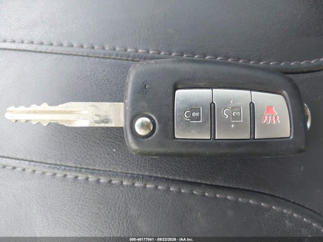 46177041 :رقم المزاد ، 5N1AT2MV2HC817554 vin ، 2017 Nissan Rogue S مزاد بيع