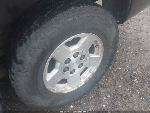 Aukcja sprzedaży 2004 Chevrolet Tahoe Lt, vin: 1GNEK13T94J199293, numer aukcji: 46177051
