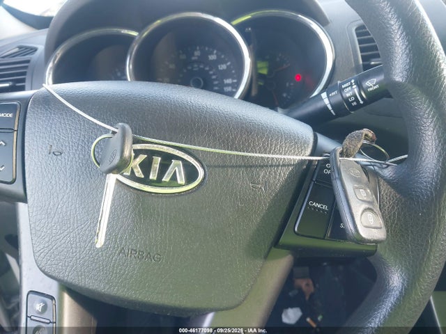 2011 Kia Sorento Lx მანქანა იყიდება აუქციონზე, vin: 5XYKT3A18BG147964, აუქციონის ნომერი: 46177098