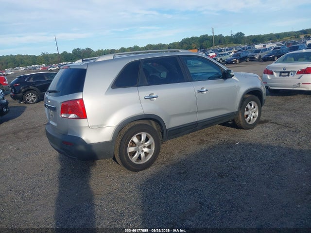 2011 Kia Sorento Lx მანქანა იყიდება აუქციონზე, vin: 5XYKT3A18BG147964, აუქციონის ნომერი: 46177098