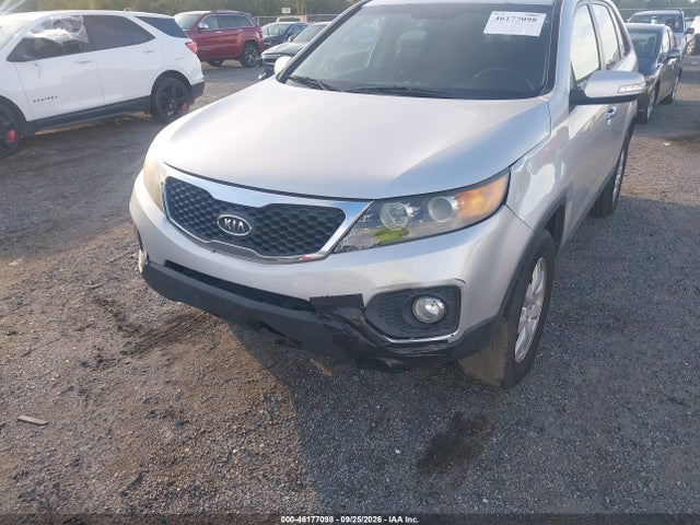 2011 Kia Sorento Lx მანქანა იყიდება აუქციონზე, vin: 5XYKT3A18BG147964, აუქციონის ნომერი: 46177098