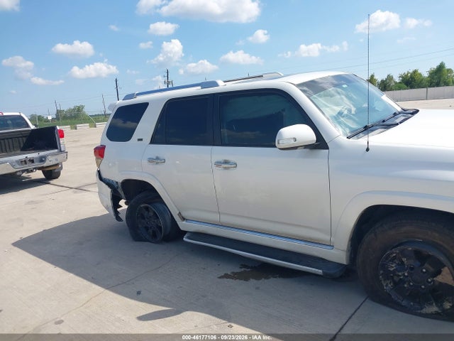 46177106 :رقم المزاد ، JTEZU5JR4C5045452 vin ، 2012 Toyota 4runner Sr5 مزاد بيع