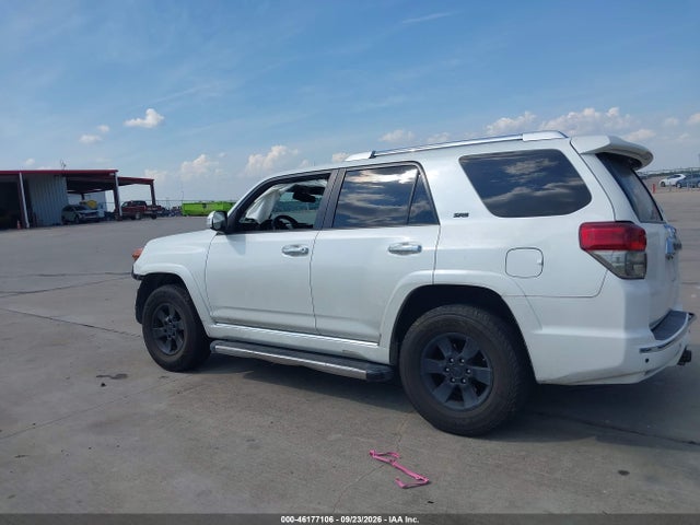 46177106 :رقم المزاد ، JTEZU5JR4C5045452 vin ، 2012 Toyota 4runner Sr5 مزاد بيع