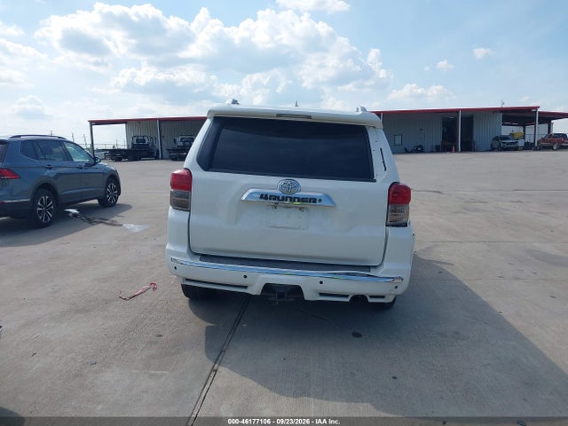 46177106 :رقم المزاد ، JTEZU5JR4C5045452 vin ، 2012 Toyota 4runner Sr5 مزاد بيع