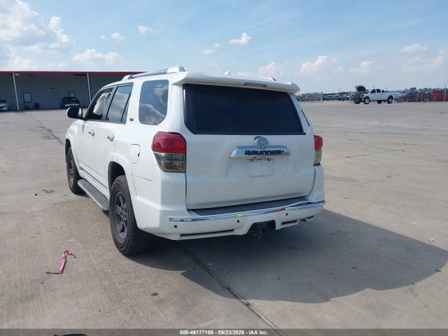 46177106 :رقم المزاد ، JTEZU5JR4C5045452 vin ، 2012 Toyota 4runner Sr5 مزاد بيع