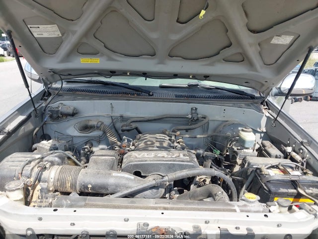 46177151 :رقم المزاد ، 5TBDT44175S472292 vin ، 2005 Toyota Tundra Sr5 V8 مزاد بيع